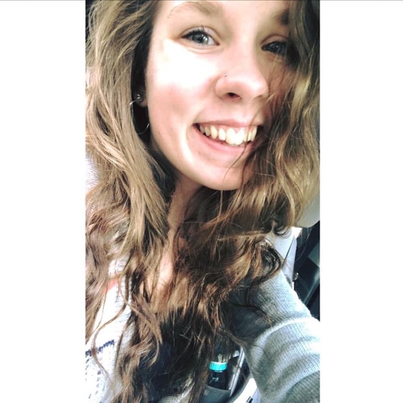 Meet your Posher, Charlene - Picture 1 of 1